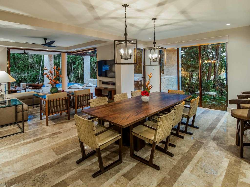 Fairmont Heritage Place Mayakoba El Marlyn Azul Room photo