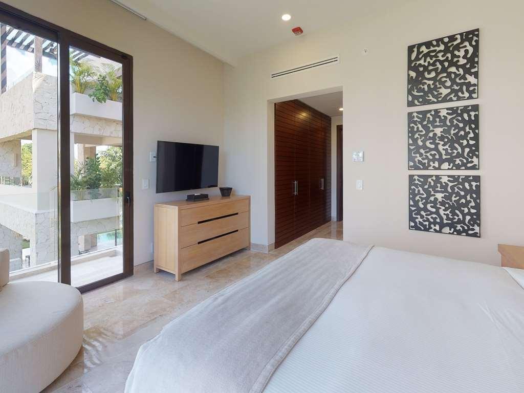 Fairmont Heritage Place Mayakoba El Marlyn Azul Room photo